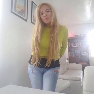 Meet your Posher, Regina